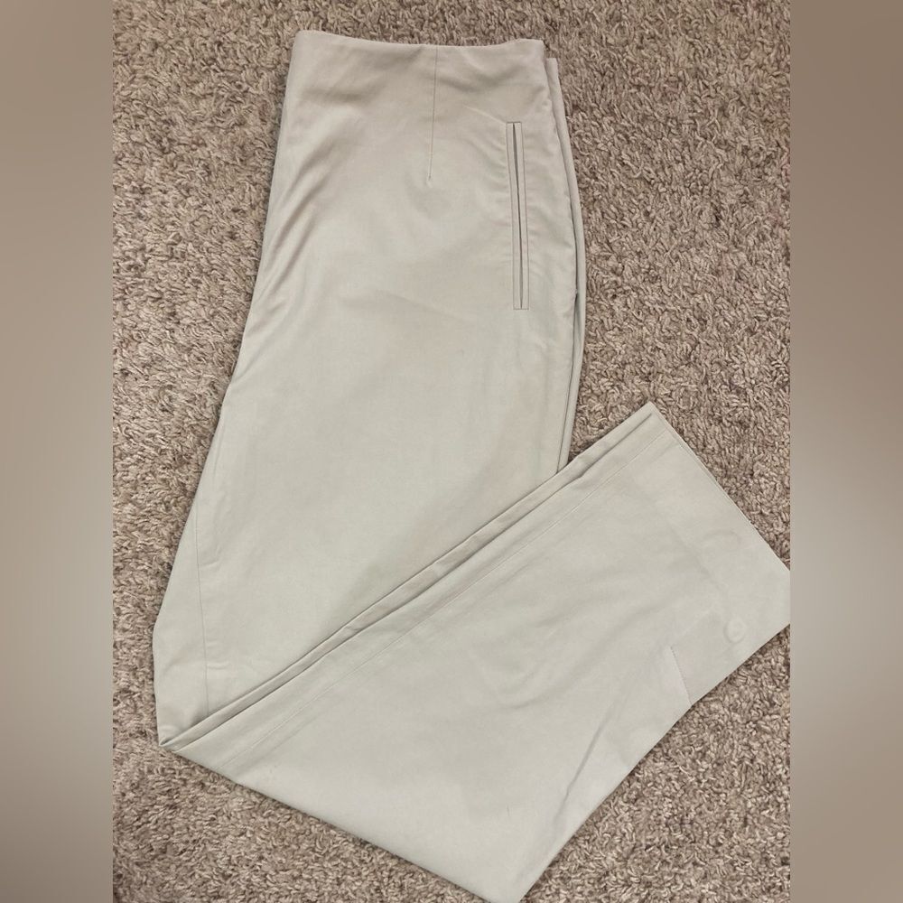 Real Clothes from Saks Fifth Avenue Stylish Cream Slim Pants side zip